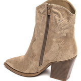 BOTTINES COWBOY TAUPES – TALON HAUT CHIC - Casualmode.fr