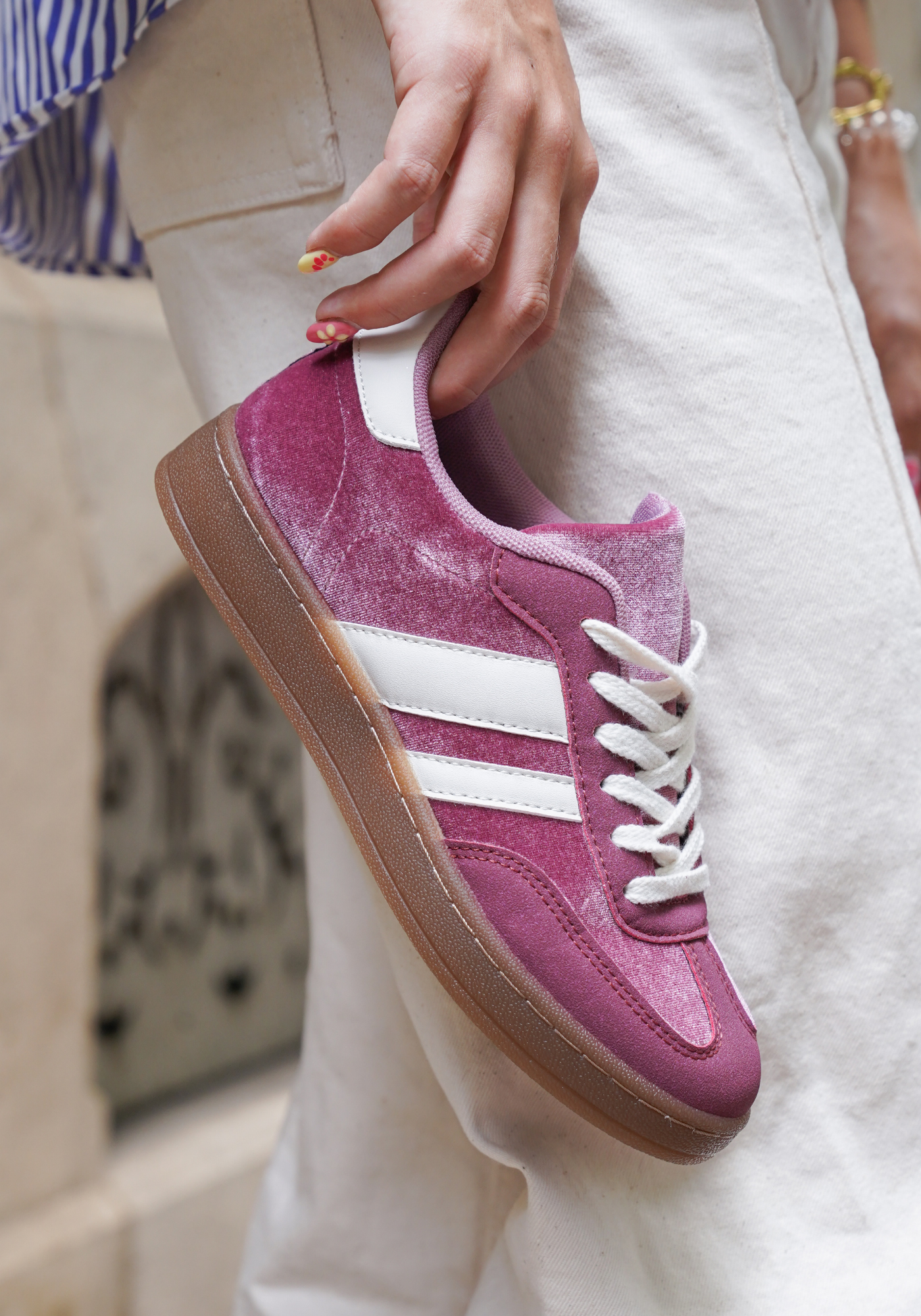 BASKETS VINTAGE ROSE ET BLANC - Casualmode.fr