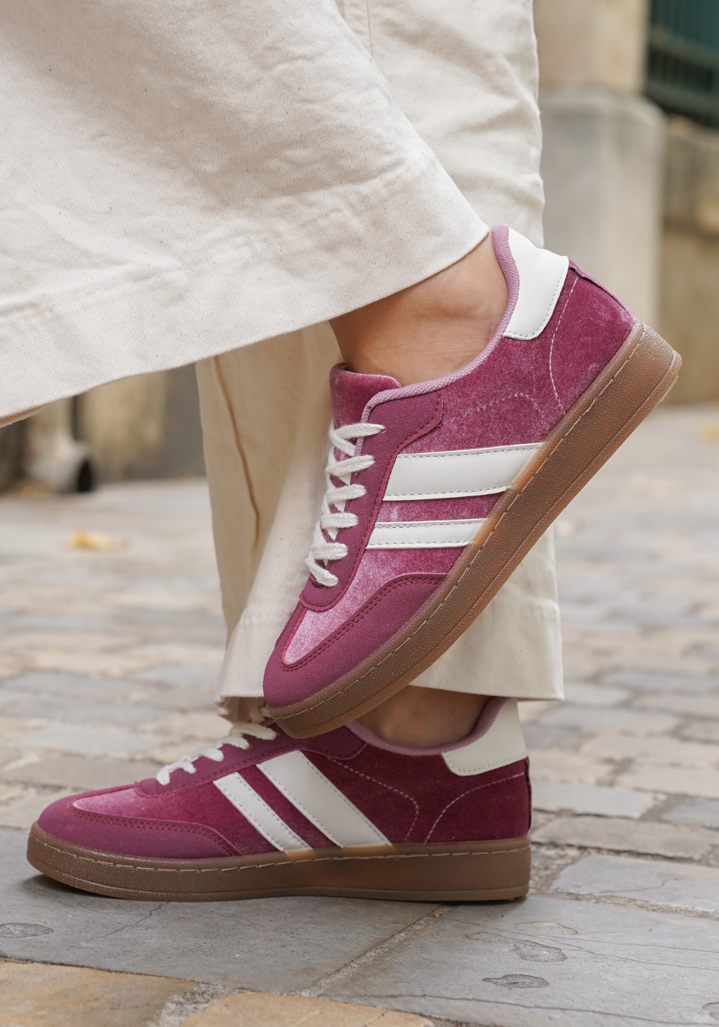 BASKETS VINTAGE ROSE ET BLANC - Casualmode.fr