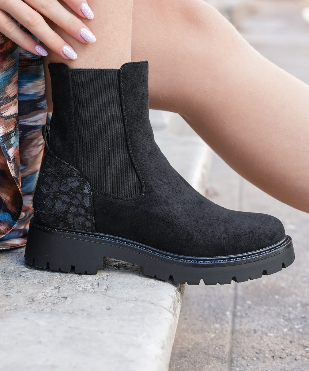 BOTTINES NOIRES À ÉLASTIQUES & ZIP - Casualmode.fr