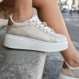 SNEAKERS PLATEFORME DORÉES FEMME AVEC DÉTAIL BIJOU