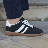 SNEAKERS NOIRES FEMME STYLE RÉTRO AVEC SEMELLE GOMME