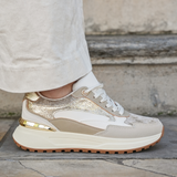 SNEAKERS CHUNKY BEIGE ET DORÉES FEMME STYLE TENDANCE