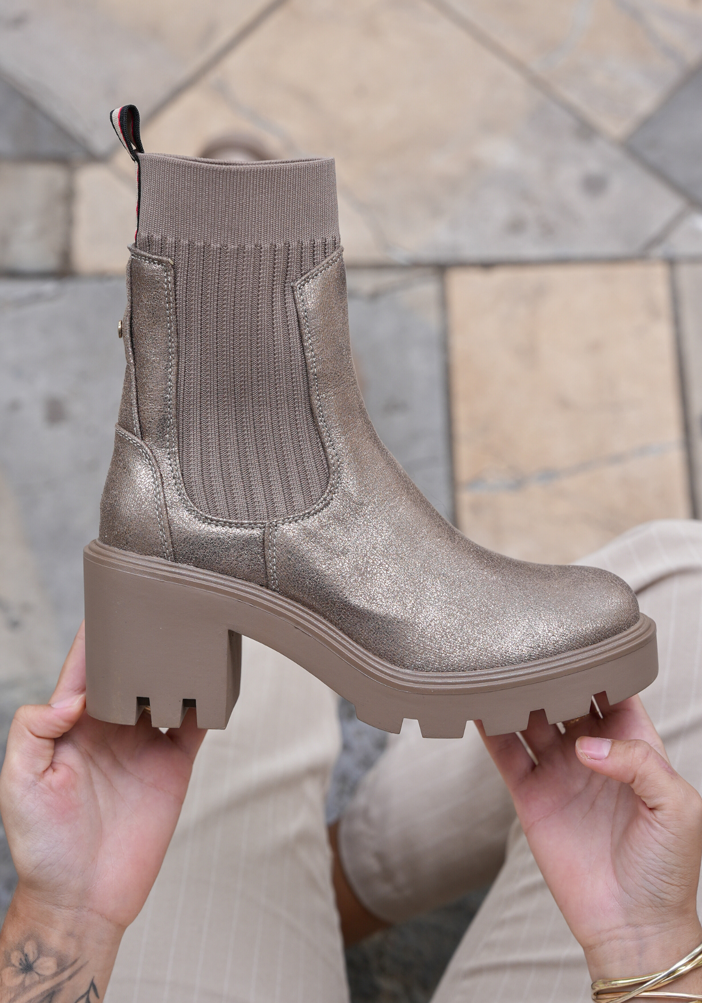 BOTTINES SOCKS MÉTALLISÉES – SEMELLE ÉPAISSE - Casualmode.fr