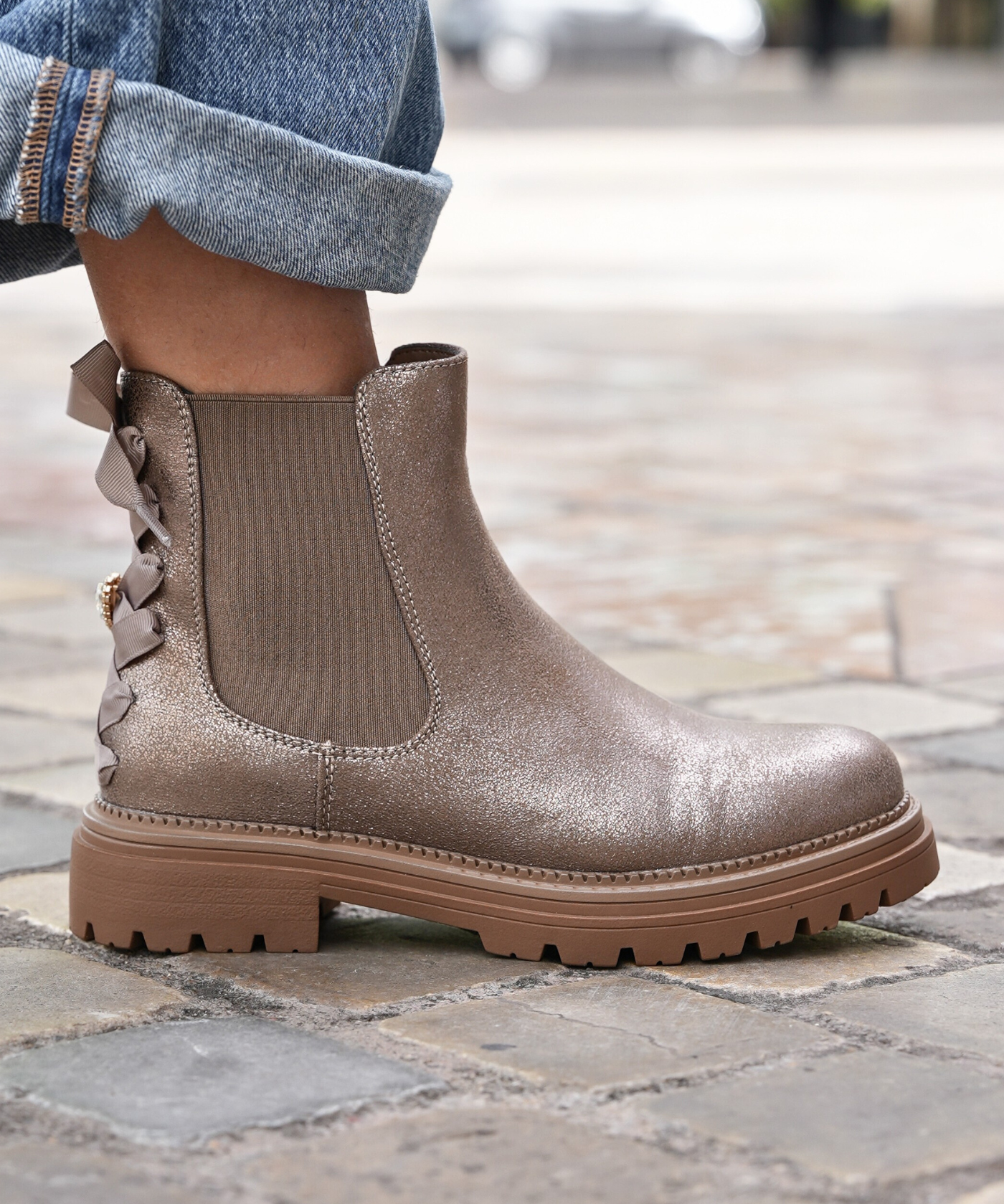 CHELSEA BOOTS BRONZE À SEMELLE CRANTÉE - Casualmode.fr