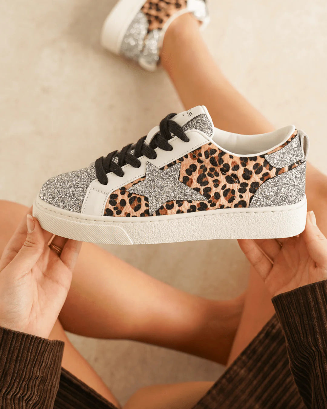 BASKET FEMME LÉOPARD ÉTOILE À LACETS - Casualmode.fr
