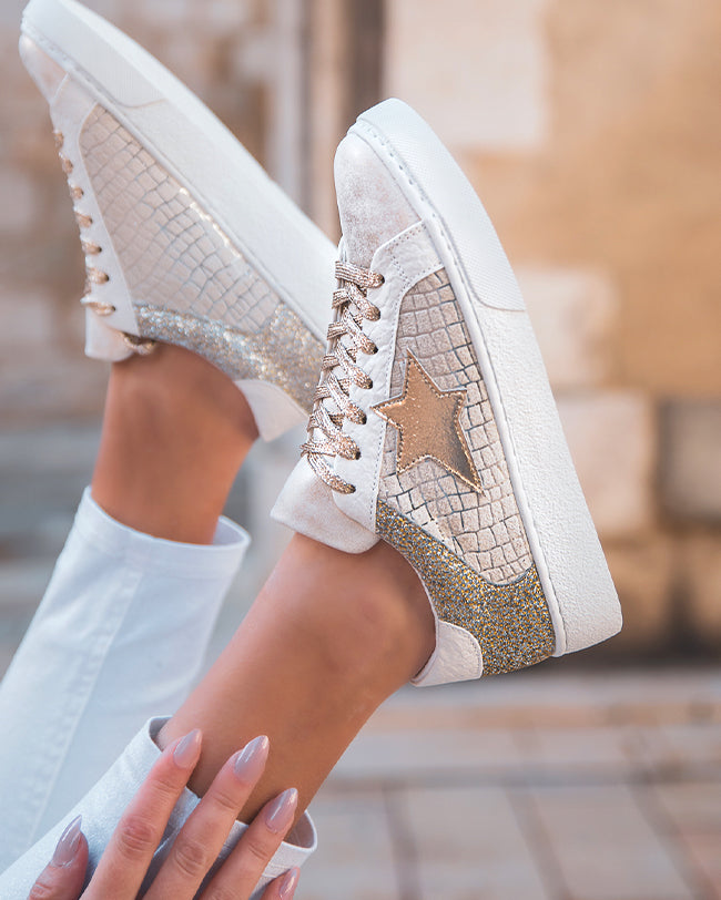 BASKETS DORÉES FEMME À PAILLETTES ET ÉTOILE SCINTILLANTE - Casualmode.fr