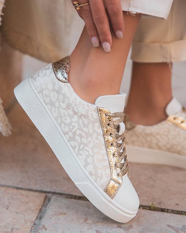 BASKETS FEMME BLANCHES À DÉTAILS DORÉS IMPRIMÉ LÉOPARD - Casualmode.fr