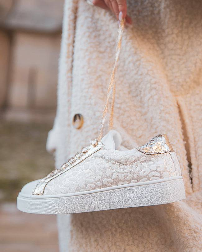 BASKETS FEMME BLANCHES À DÉTAILS DORÉS IMPRIMÉ LÉOPARD - Casualmode.fr