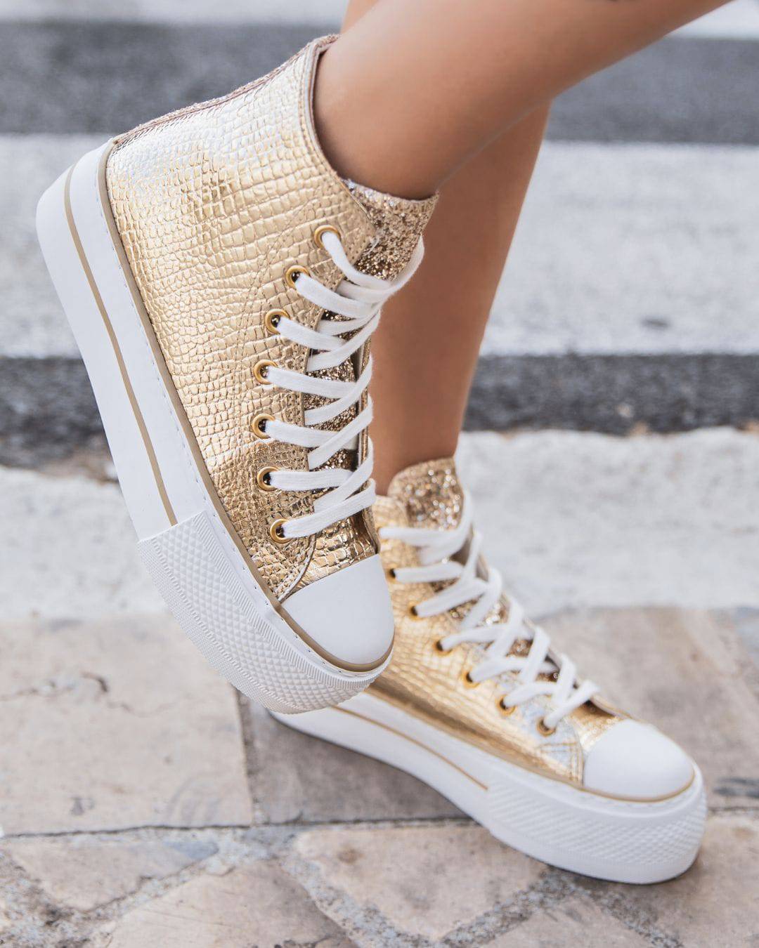 BASKETS MONTANTES FEMME DORÉES EFFET CROCO SEMELLE ÉPAISSE - Casualmode.fr