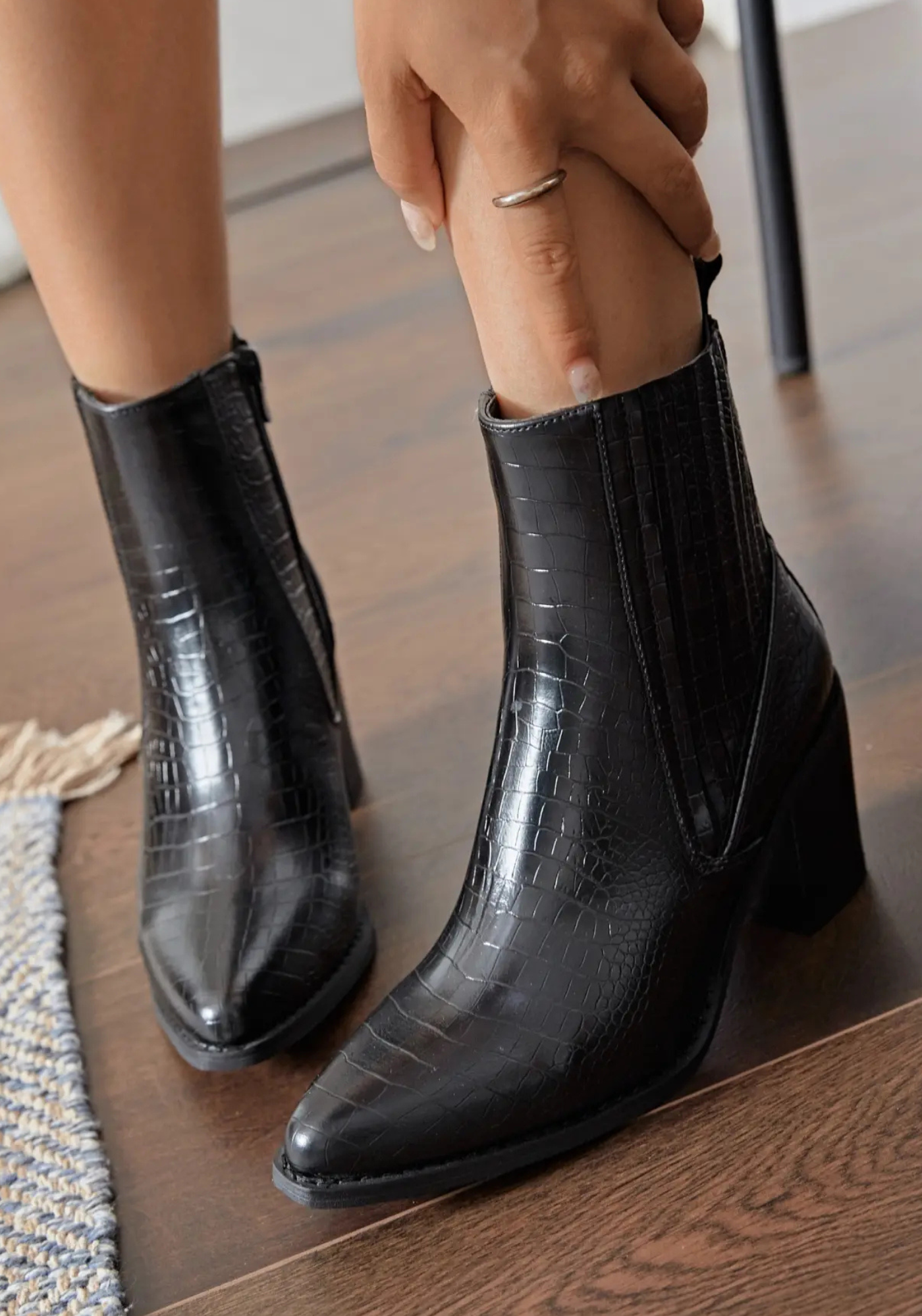 BOTTINES COWBOY NOIRES – EFFET CROC À TALON - Casualmode.fr