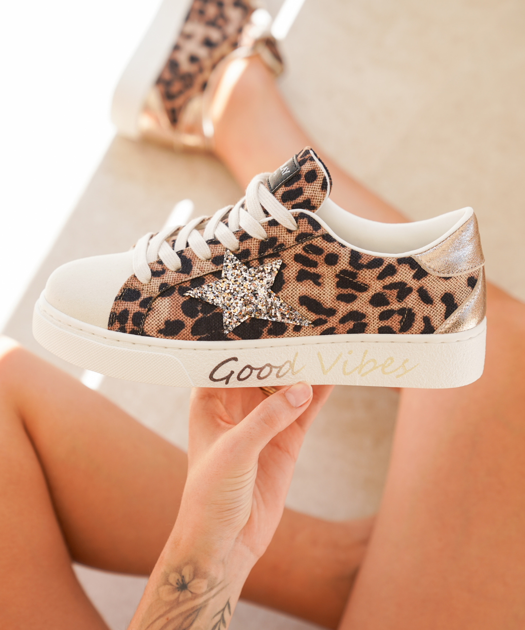 Basket femme étoile léopard à lacets - Jacinthe - Casualmode.fr