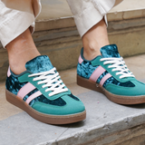 BASKETS VERTES ET ROSES A LACETS