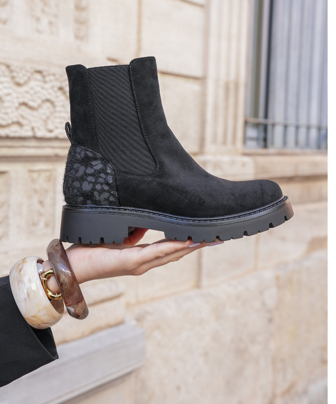 BOTTINES NOIRES À ÉLASTIQUES & ZIP - Casualmode.fr