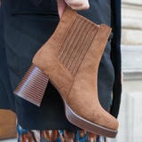 BOTTINES CAMEL À TALON ÉPAIS EN SUÉDINE - Casualmode.fr