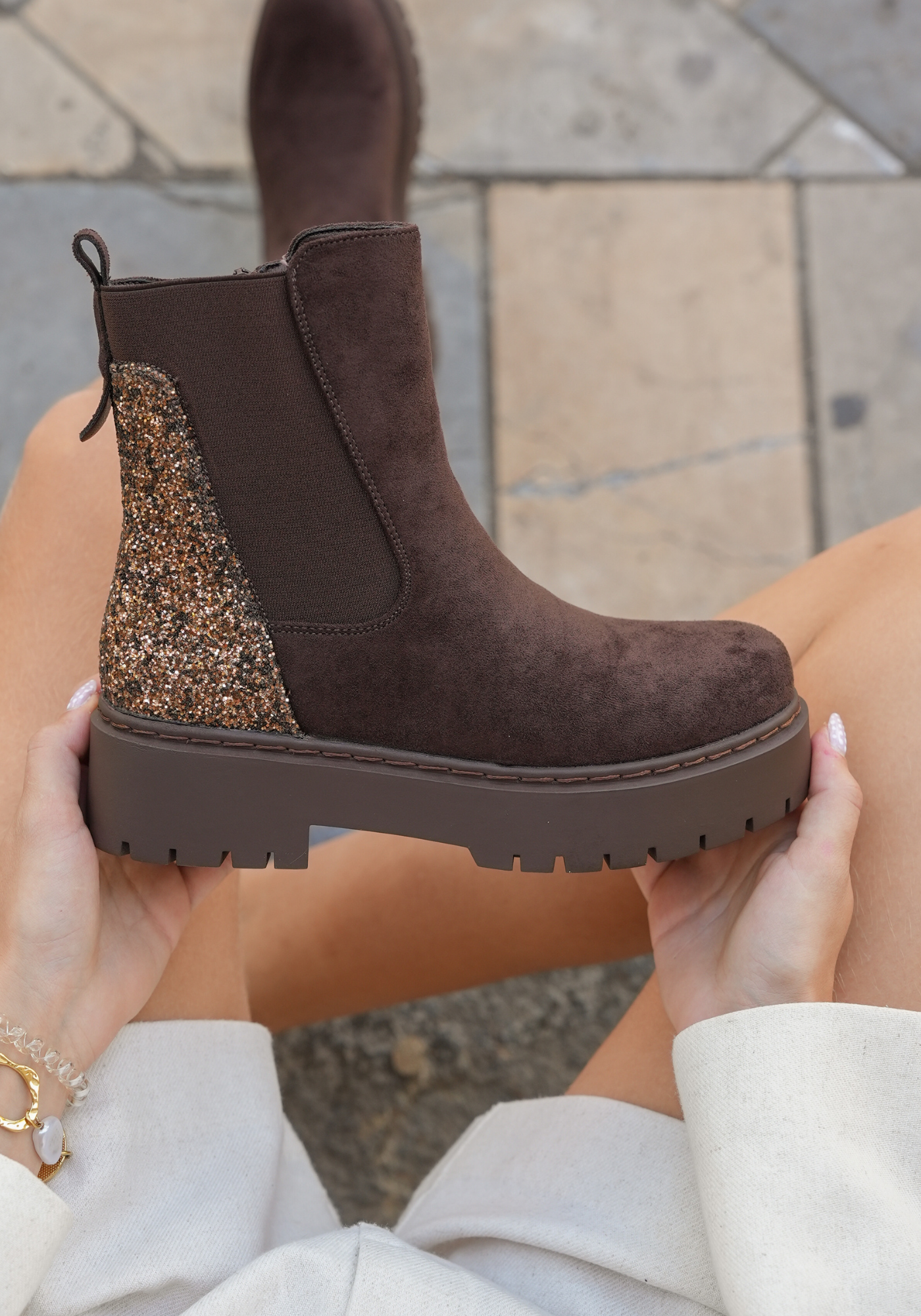 BOTTINES MARRON CHELSEA – ARRIÈRE PAILLETTES - Casualmode.fr