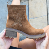 BOTTINES CAMEL ÉTOILE STRASS – TALON 5 CM - Casualmode.fr