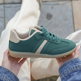 SNEAKERS VERTES À BANDE BEIGE STYLE RETRO