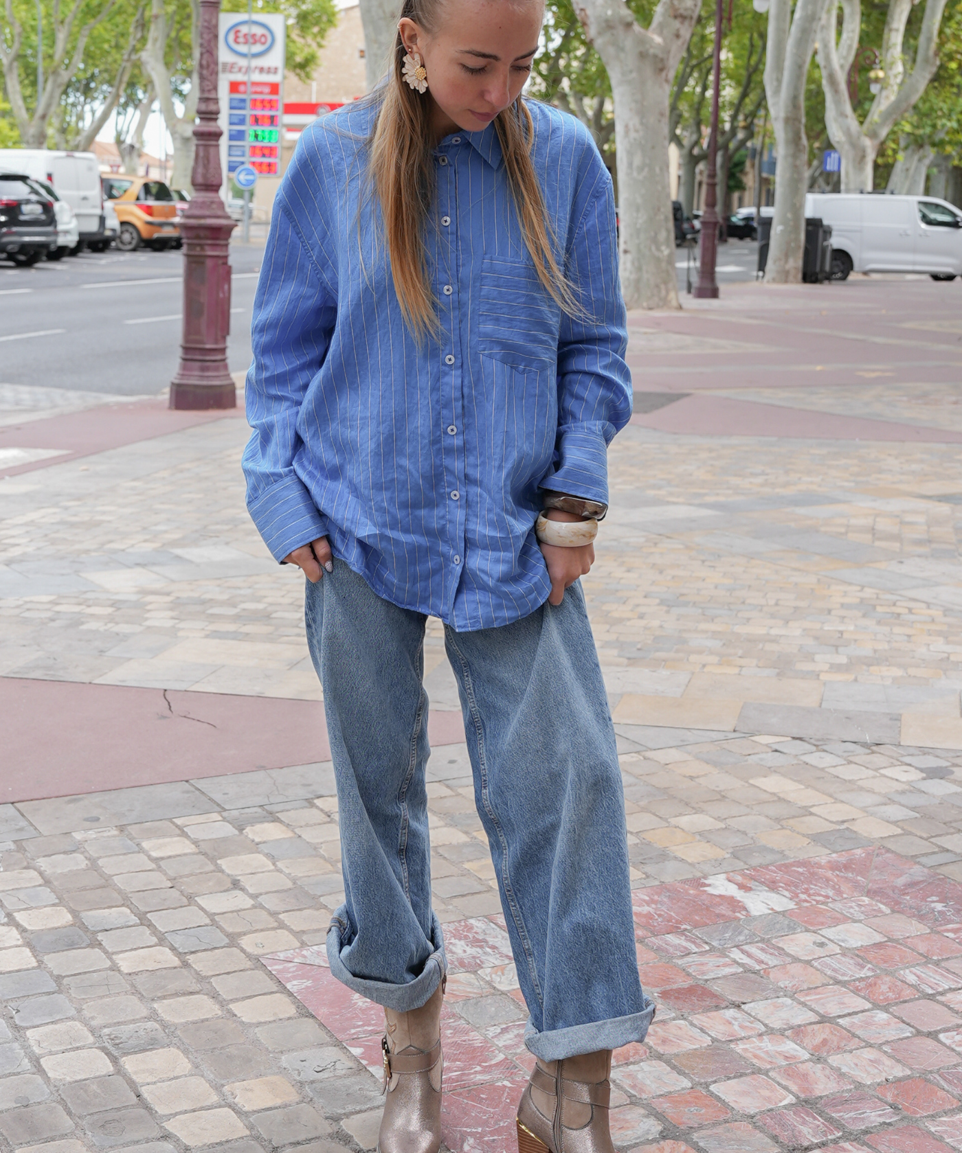 BOTTINES COWBOY COURTES DORÉES – STYLE WESTERN CHIC - Casualmode.fr