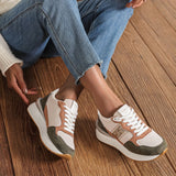 BASKETS MULTICOLORES AVEC DÉTAILS PAILLETTÉS