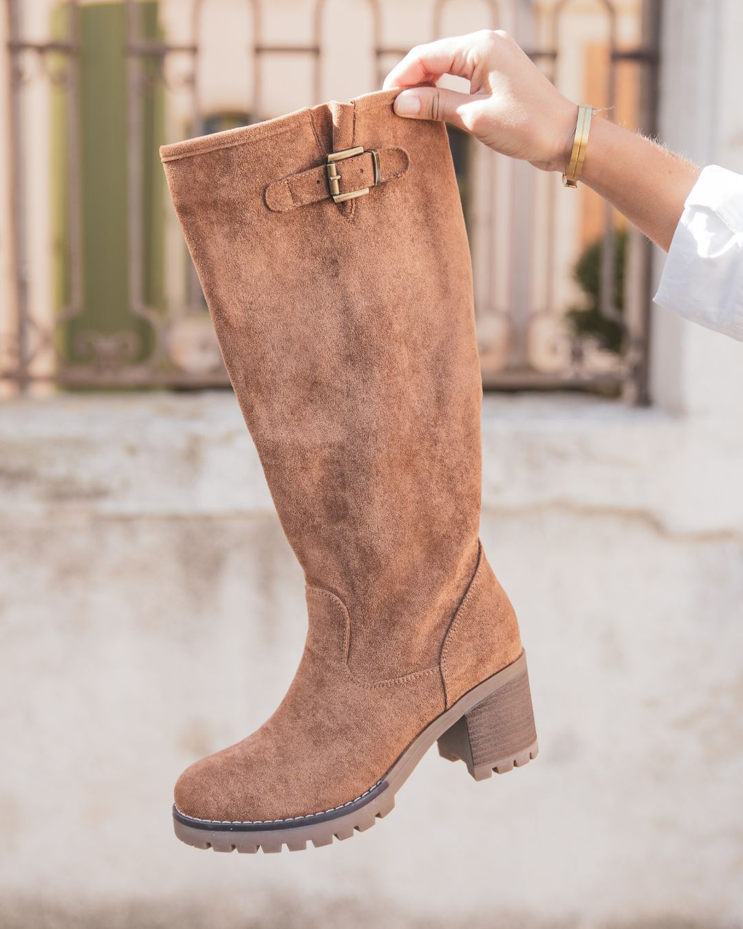 BOTTES HAUTES À TALONS CAMEL & SEMELLE CRANTÉE - Casualmode.fr