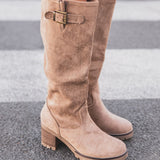 BOTTES HAUTES ÉLÉGANTES À TALON TAUPE - Casualmode.fr
