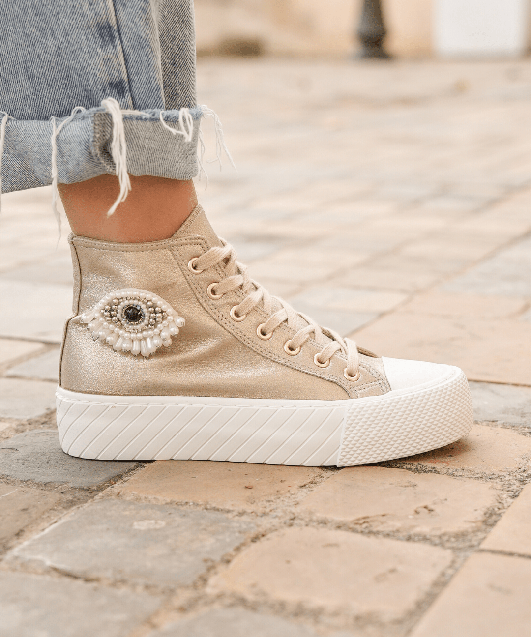 Basket femme montante dorée à lacets - Kelly - Casualmode.fr