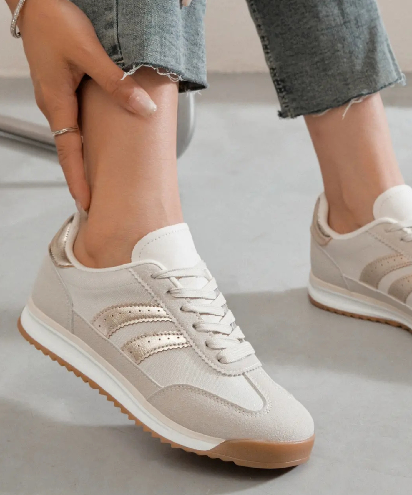 BASKETS FEMME BEIGES A LACETS - Casualmode.fr