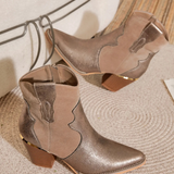 BOTTINES COWBOY TAUPE À TALON - Casualmode.fr