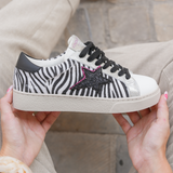 BASKETS IMPRIMÉ ZÈBRE AVEC ÉTOILE PAILLETÉE NOIRE