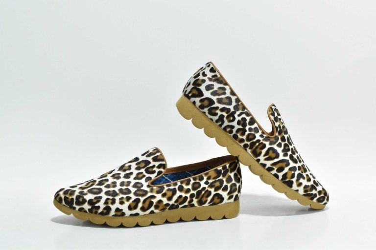 Mocassins à motif léopard et semelle crantée